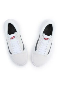 Vans Ua Old Skool Overt Cc - Sneakers Laag - White 9 Vans Ua Old Skool Overt Cc - Sneakers Laag - White -Vans fa0b7b814b2e47188ed438031ab7fd3f